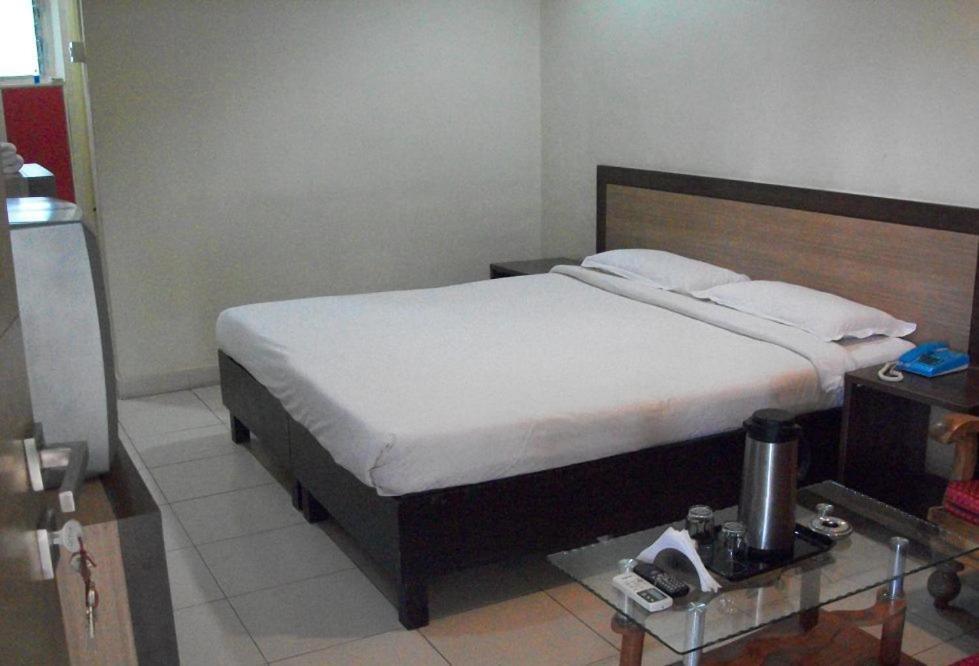 7 Apple Resort Lonavala Szoba fotó