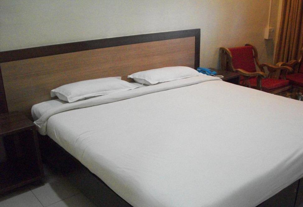 7 Apple Resort Lonavala Szoba fotó