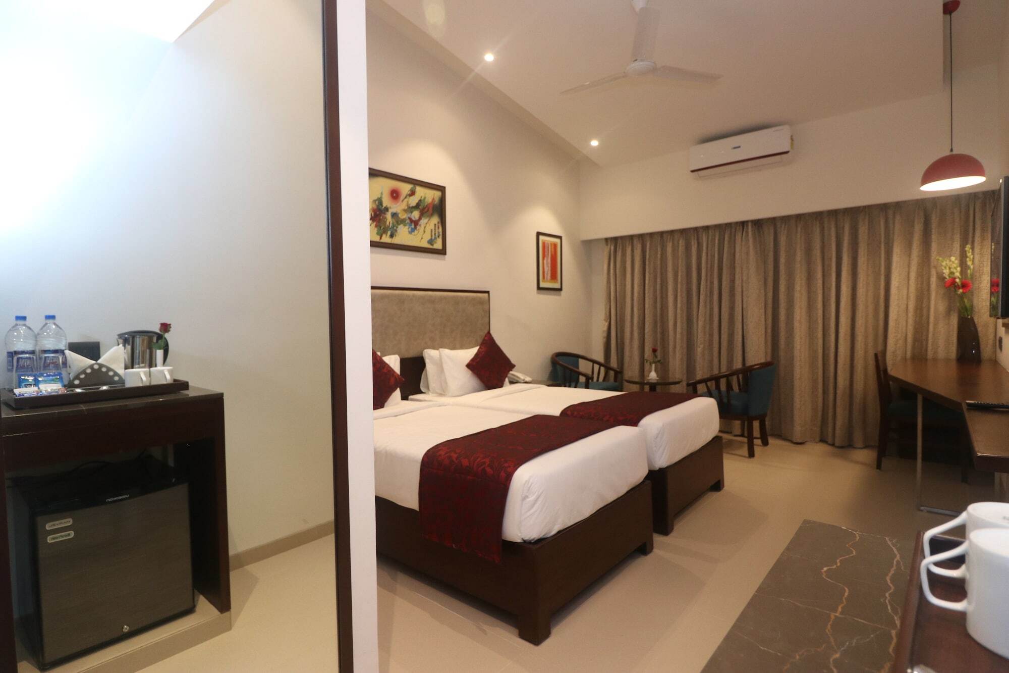 7 Apple Resort Lonavala Kültér fotó